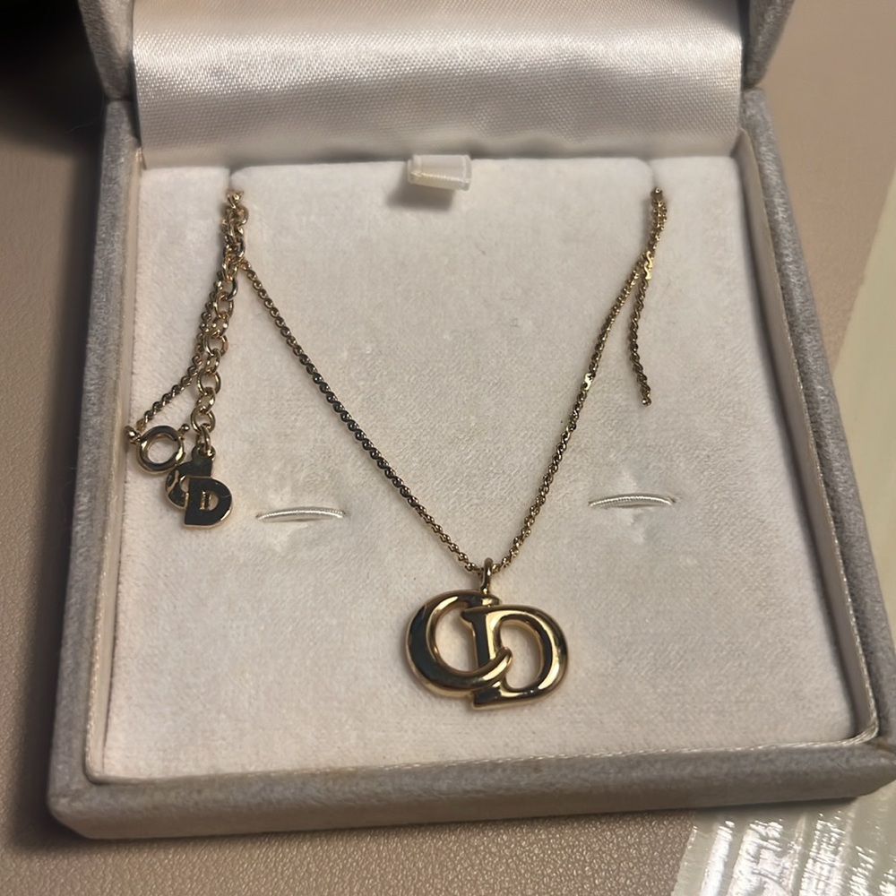Christian Dior Bijoux Gold Jewelry Set - Clip On Earrings -Broken Necklace Chain - Picture 9 of 10